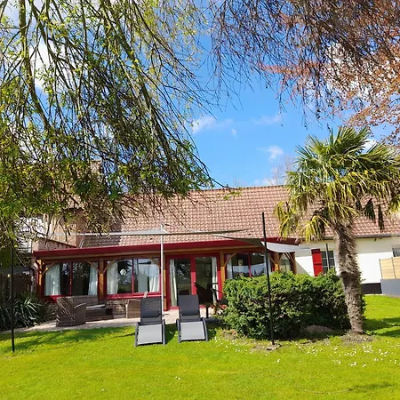 Domaine De L'ermitage 度假居 *